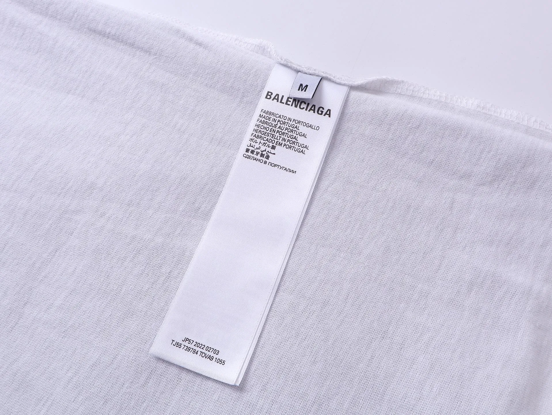 【 . Quality】BALENCI*GA/SS 25New Arrival 。 Classic LOGO ， T # SS 25 New Arrival。 ， 。 。 ZP 。 260 ， . ， 。 。 。 . 。 OS . Same Style ：BL 253709 ：Dark Blue Size：XS S M L